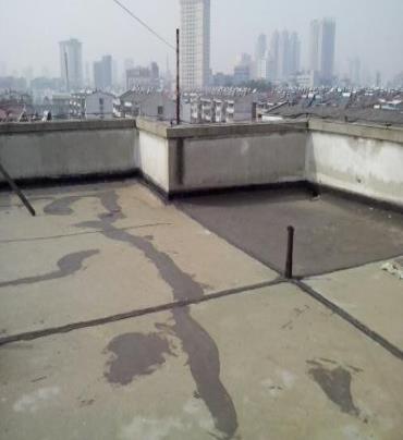 北塔漏水维修 楼顶漏水是什么原因，楼顶漏水维修方法是什么?
